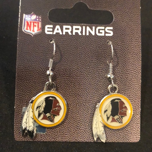 Washington Redskin symbol earrings - Picture 2 of 4